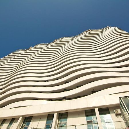 Sky Inn バトゥーミ エクステリア 写真